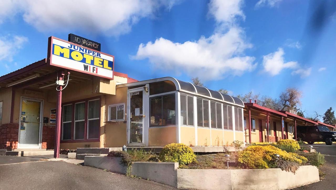 Juniper Motel Madras Exterior photo